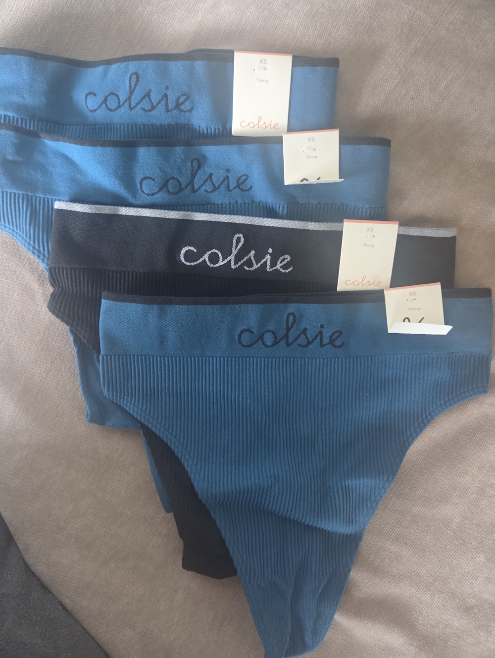NWT XS 4 pair Colsie thong Ribbed Set in Teal and Black